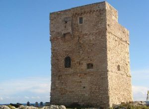 Marina Serra - Lungomare Mirabello - Torre Palane