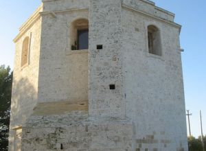 Chiesa in onore della Madonna di Costantinopoli (sorta nel 1684 a cura di Jacopo Arborio Gattinara, Marchese di San Martino)