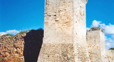 Tutino - piazza Castello dei Trane - Uno scorcio del castello