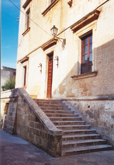 Tricase - Palazzo Gallone - Scala esterna di ingresso alla Sede Centrale ...