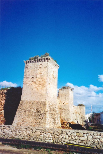 Rione di Tutino - Uno scorcio del castello dei Trane