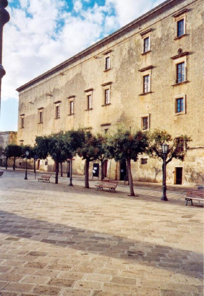 Tricase -piazza Giuseppe Pisanelli - Palazzo Gallone - Prospetto frontale